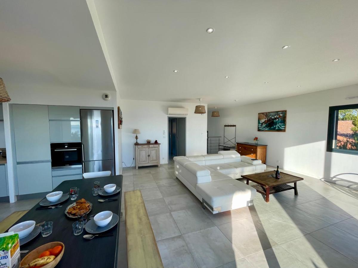 Appartement Luxe Le Levant Hyères Exteriör bild