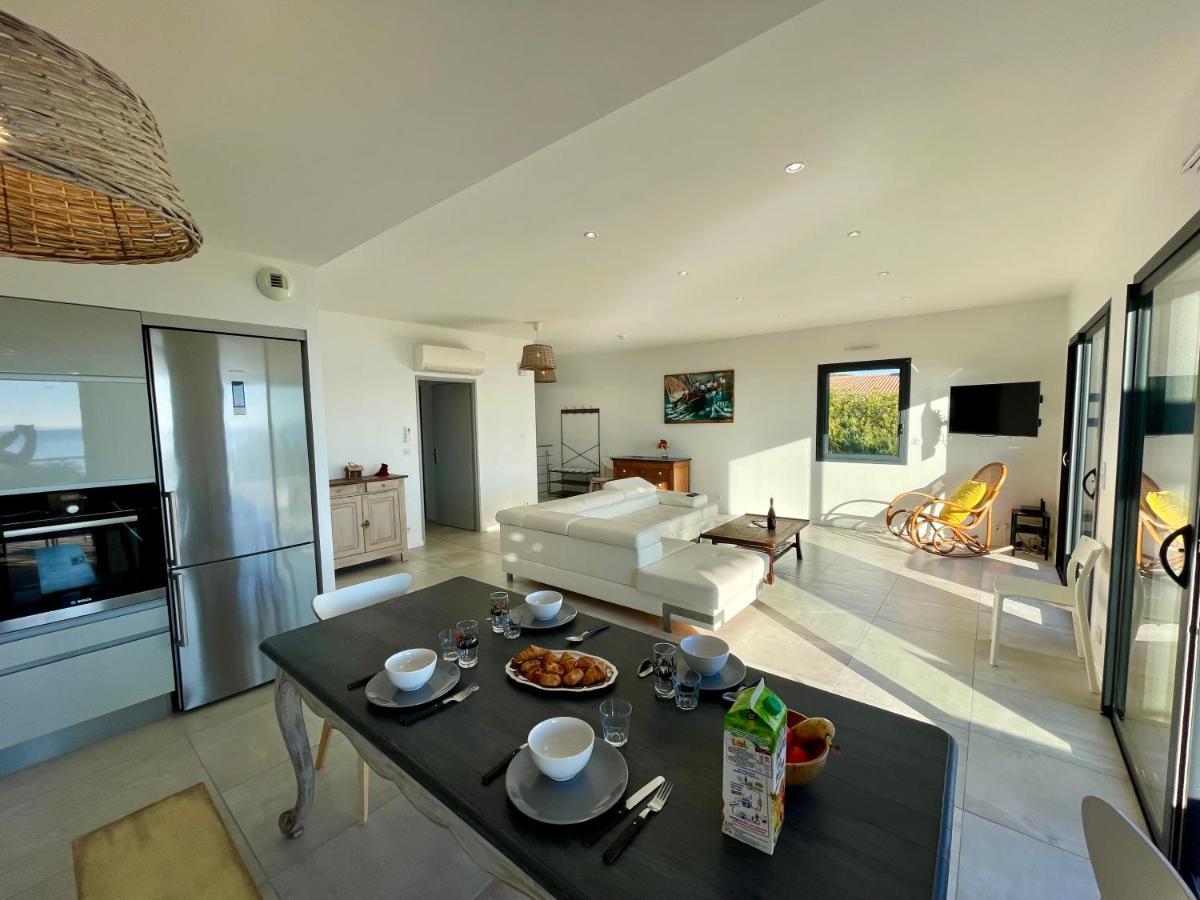 Appartement Luxe Le Levant Hyères Exteriör bild