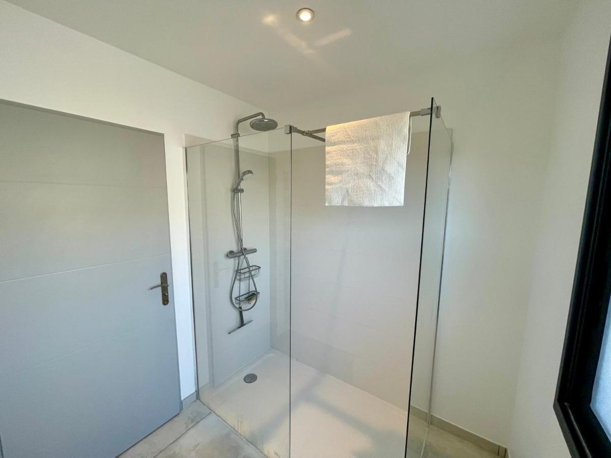 Appartement Luxe Le Levant Hyères Exteriör bild
