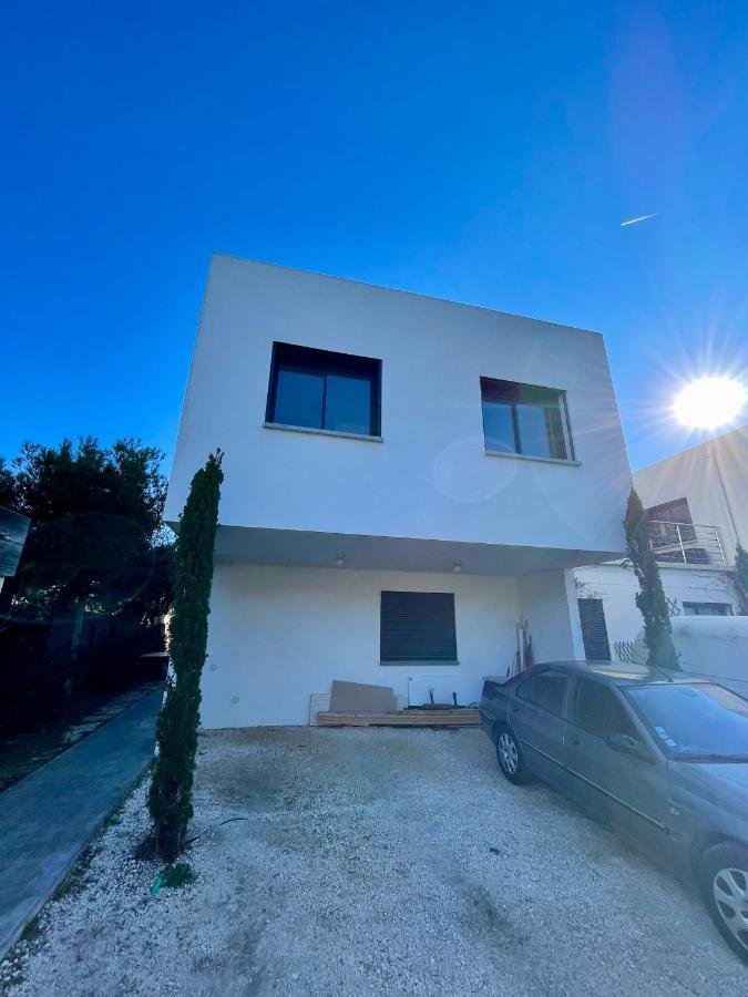 Appartement Luxe Le Levant Hyères Exteriör bild