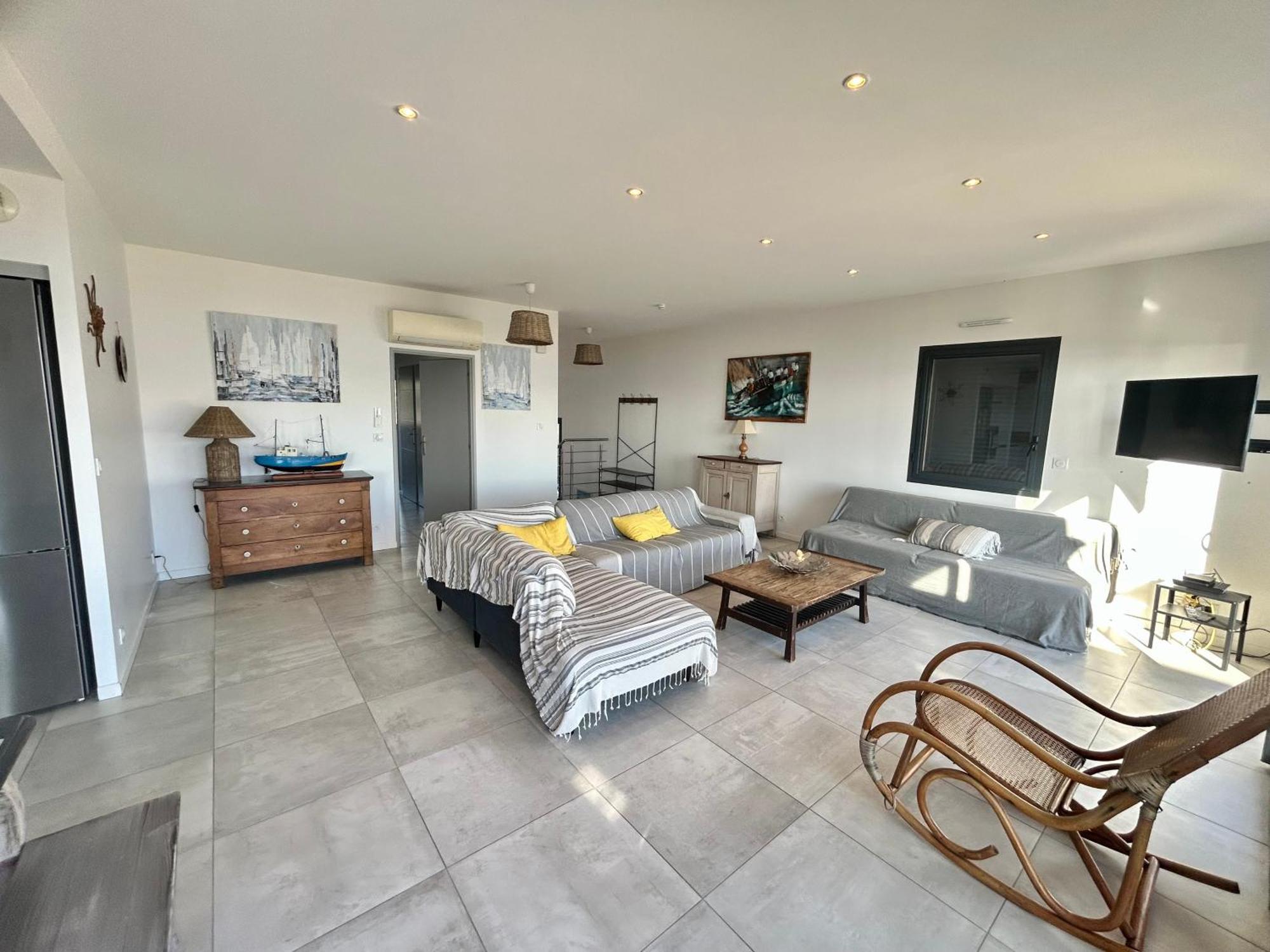 Appartement Luxe Le Levant Hyères Exteriör bild