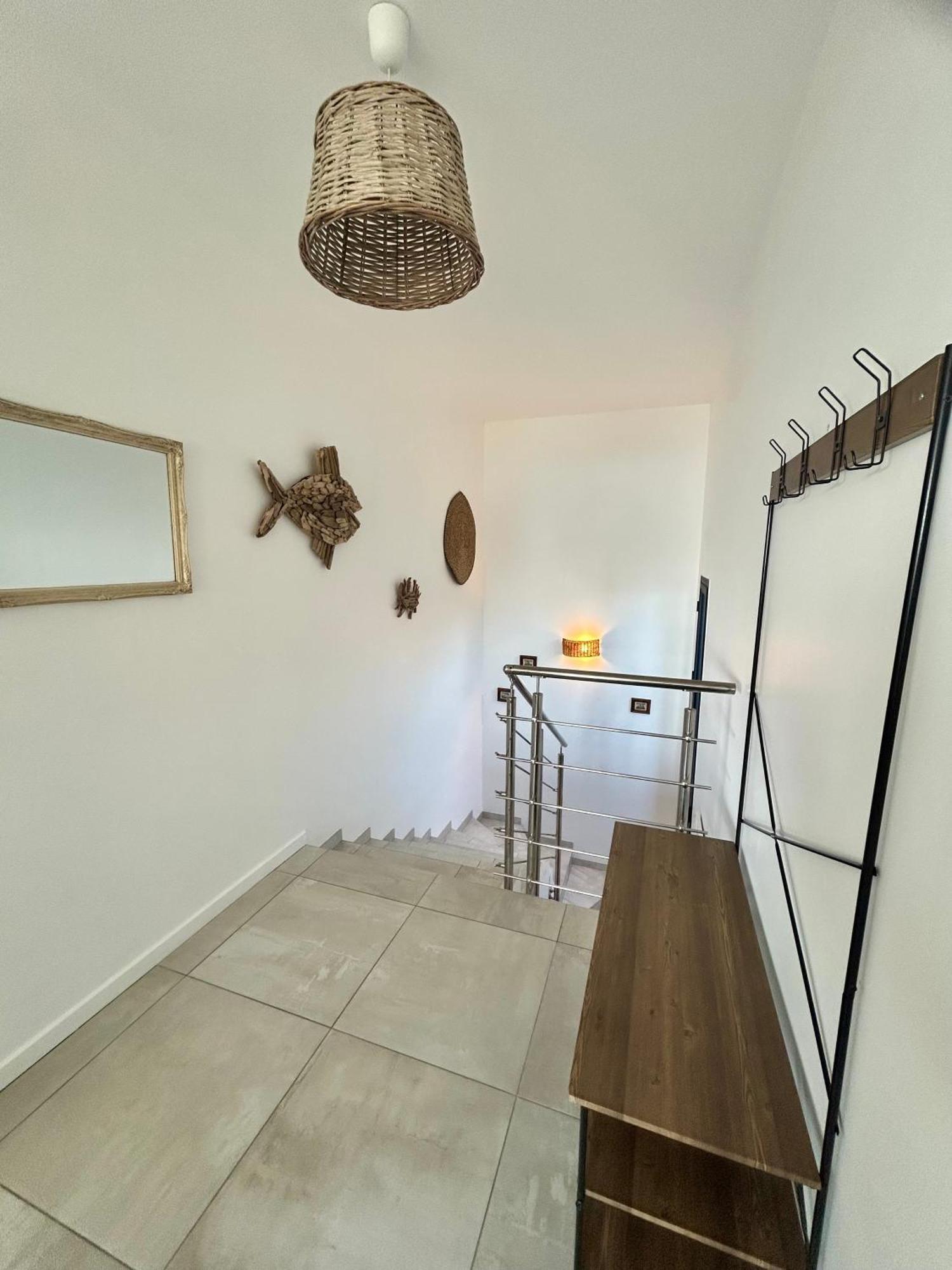 Appartement Luxe Le Levant Hyères Exteriör bild