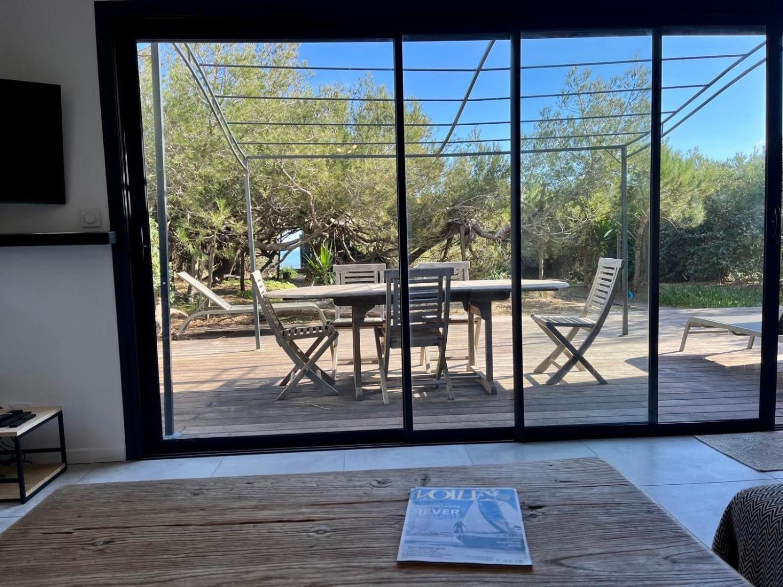Appartement Luxe Le Levant Hyères Exteriör bild